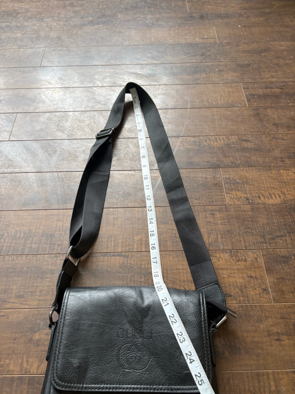 Black Messenger bag - Picture 4 of 10